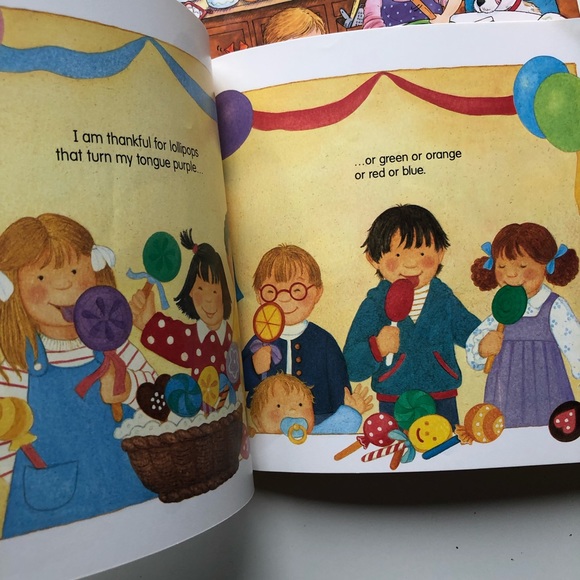 2 thanksgiving books - Picture 12 of 12